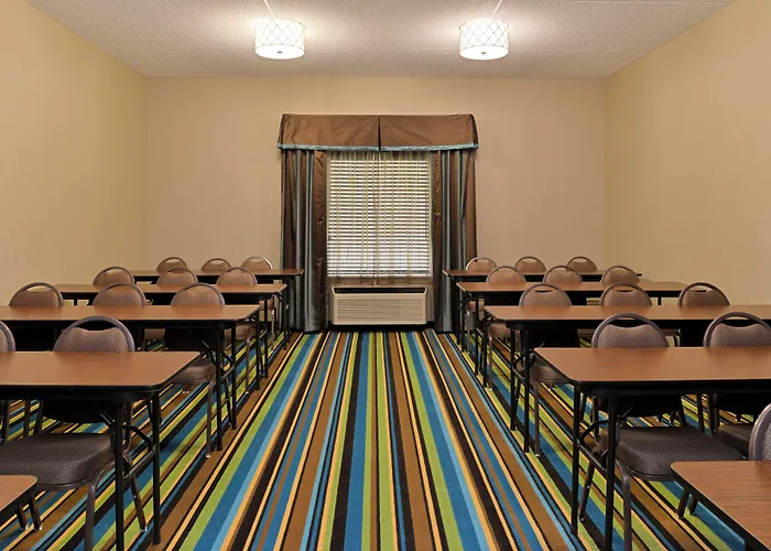 Holiday Inn Express & Suites St Marys By Ihg