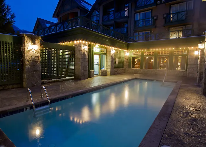 Pinnacle Hotel Whistler