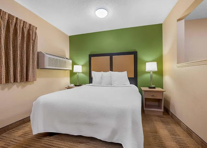 Extended Stay America Suites - Evansville - East