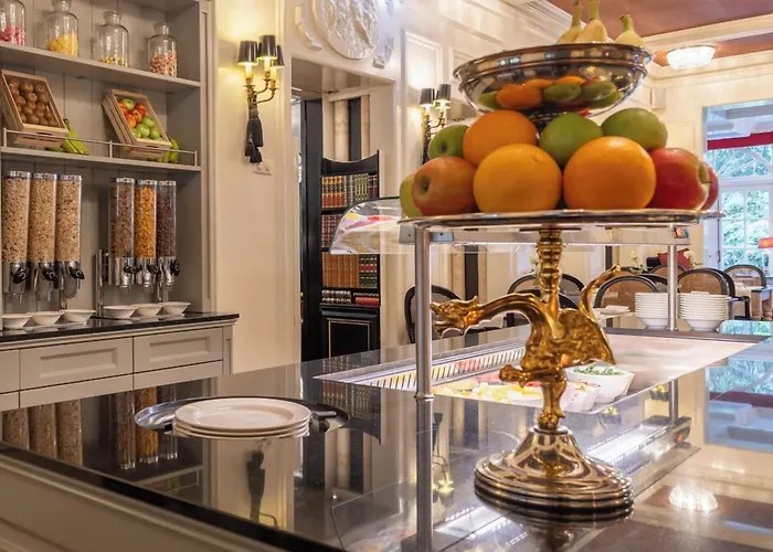 Apollofirst Boutique Hotel