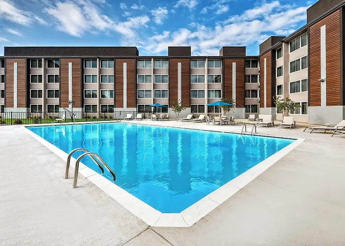 Holiday Inn Express Louisville Airport Expo Center By Ihg