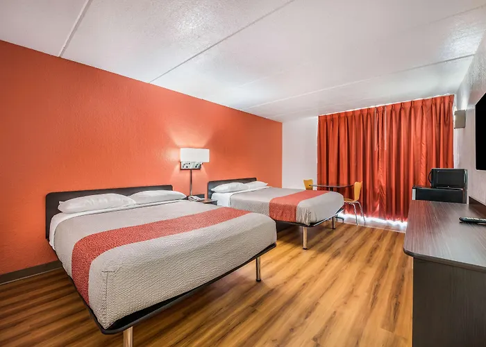 Motel 6-Henderson, Tx