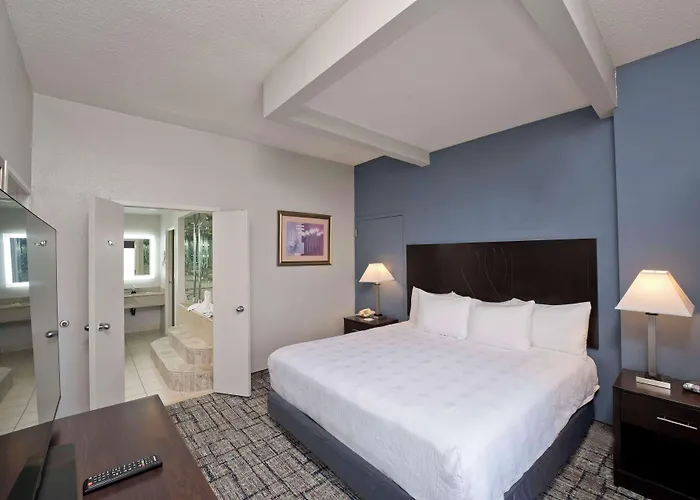 Best Western Plus Hotel & Conference Center