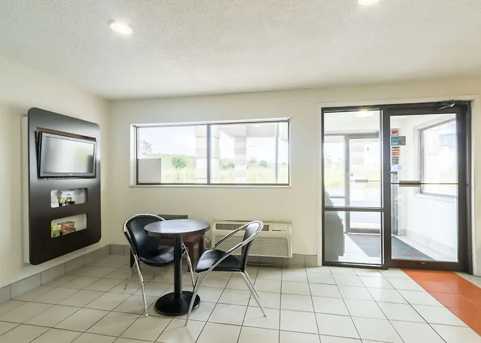 Motel 6-Crawfordsville, In