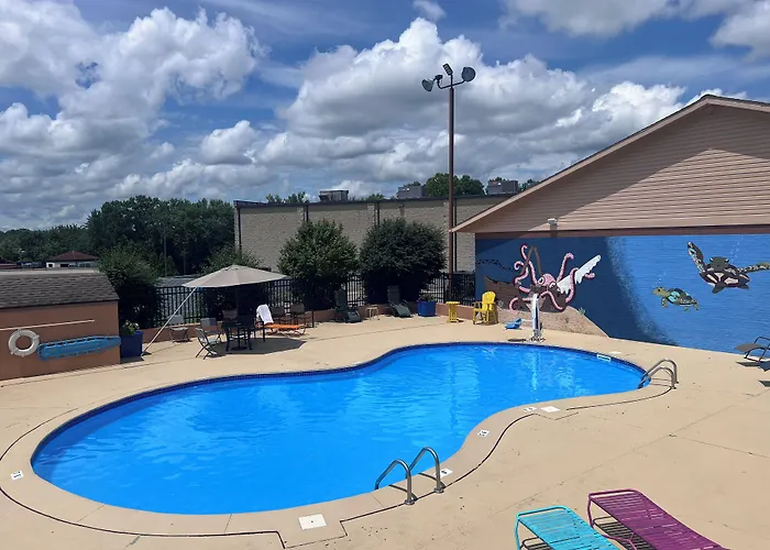 Clarion Pointe Jasper