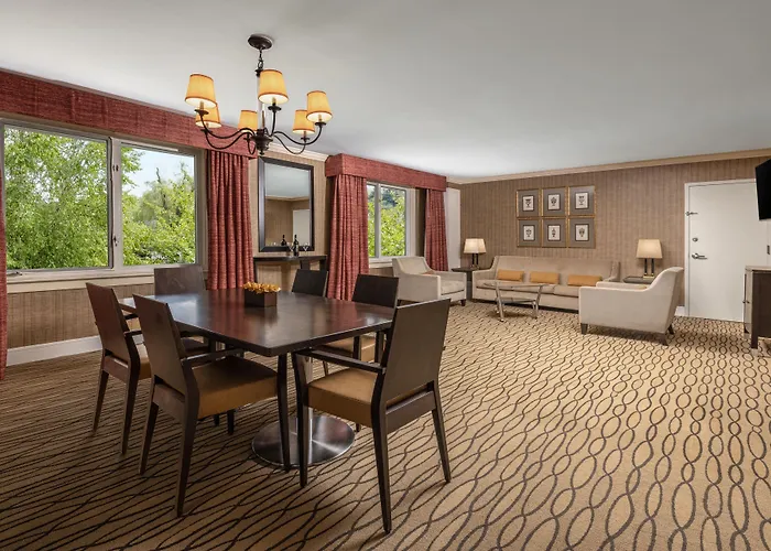 Sleepy Hollow Hotel