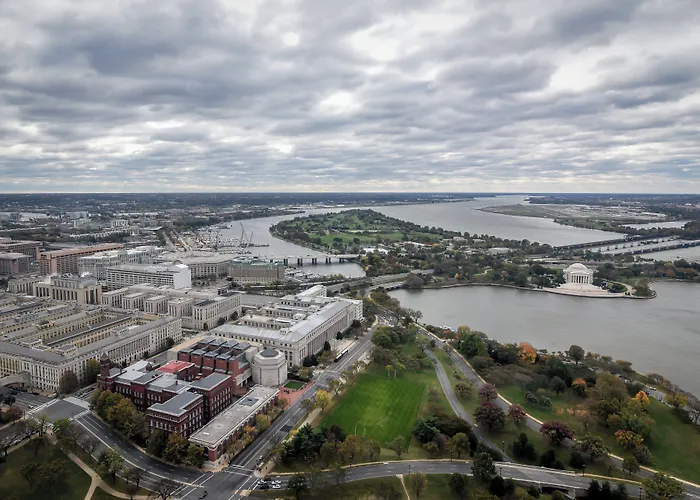 Holiday Inn Washington-Central/White House By Ihg