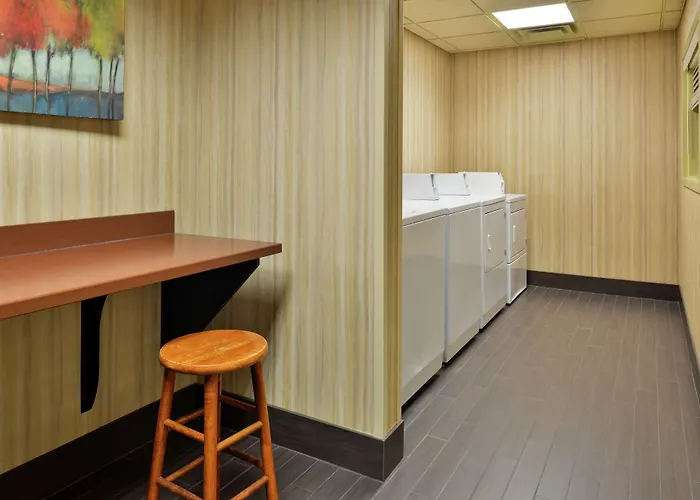 Hampton Inn Idaho Falls / Airport