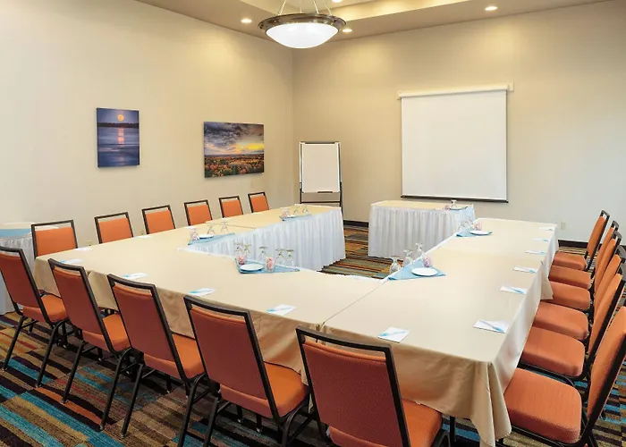Fairfield Inn & Suites By Marriott Belleville