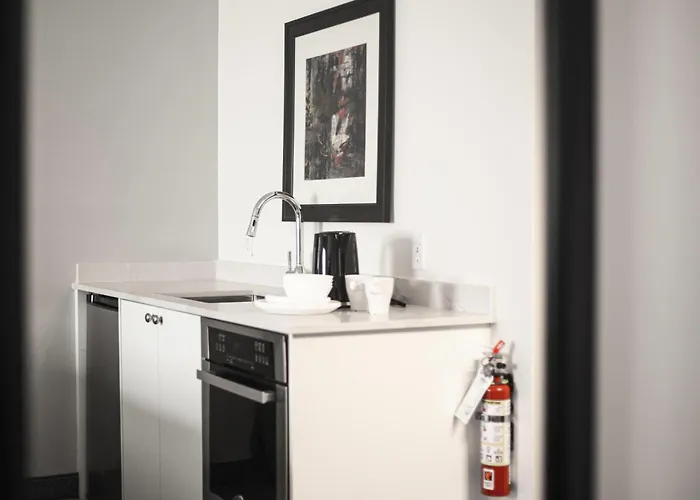 Ramada By Wyndham Surrey/Langley