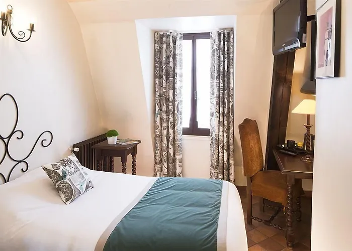 Castex Hotel