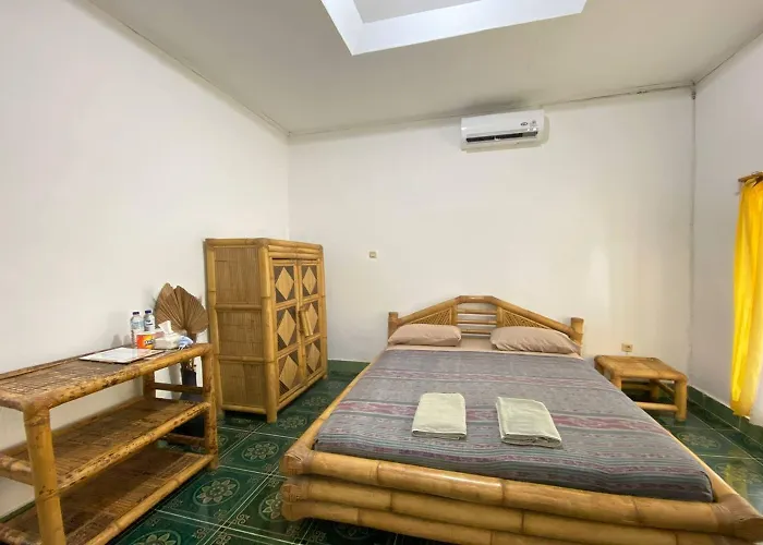 Duyung Rooms And Resto