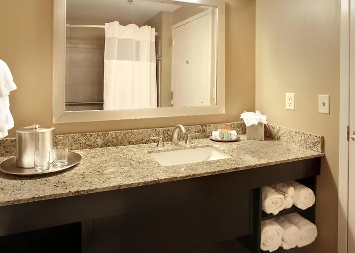Isle Casino Hotel Bettendorf - A Caesars Rewards Destination