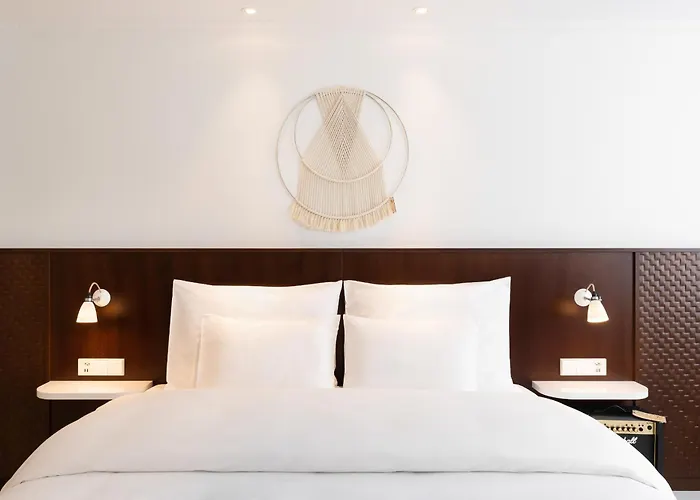 Ruby Claire Hotel Geneva By Ihg