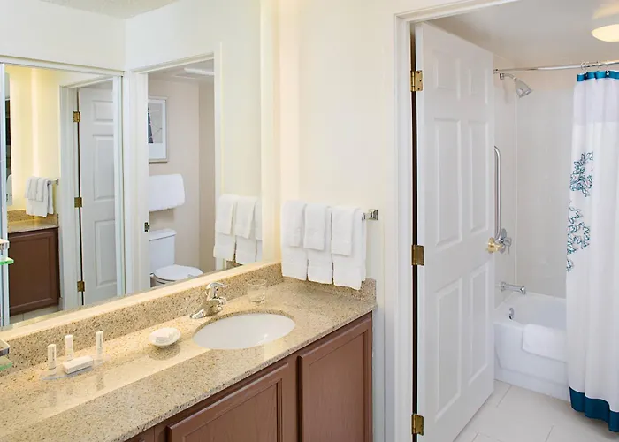 Residence Inn By Marriott Detroit Livonia