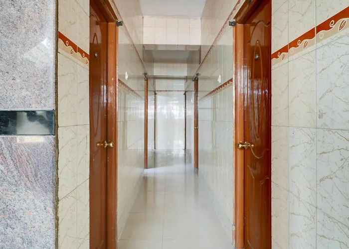 Hotel O Vlr Residency