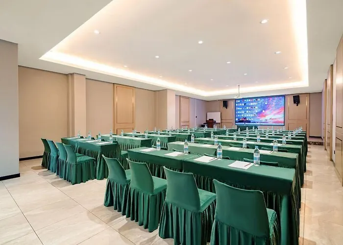 Greentree Eastern Hotel Hainan Free Trade Port Jiangdong New District Meilan Airport