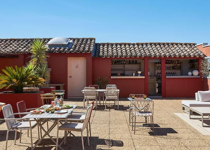 Mercure Arles Centre Arenes