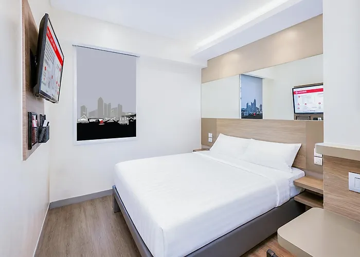 Red Planet Cubao Aurora Boulevard