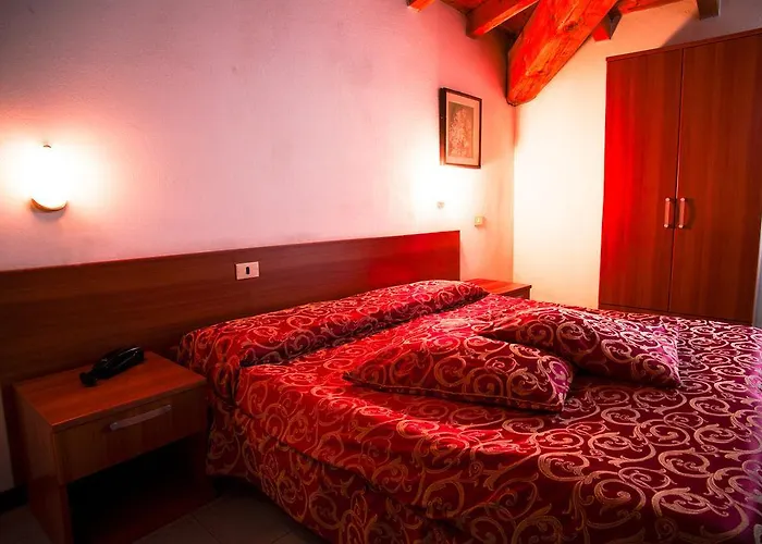 Hotel Aurora