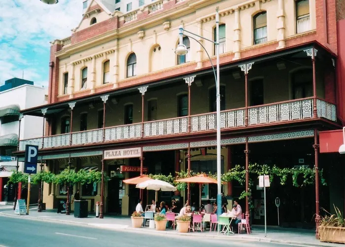 Plaza Hotel Adelaide