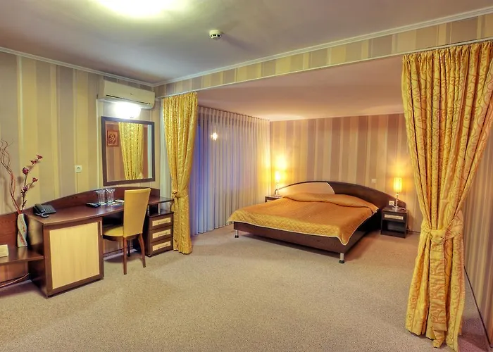 Luxor Hotel