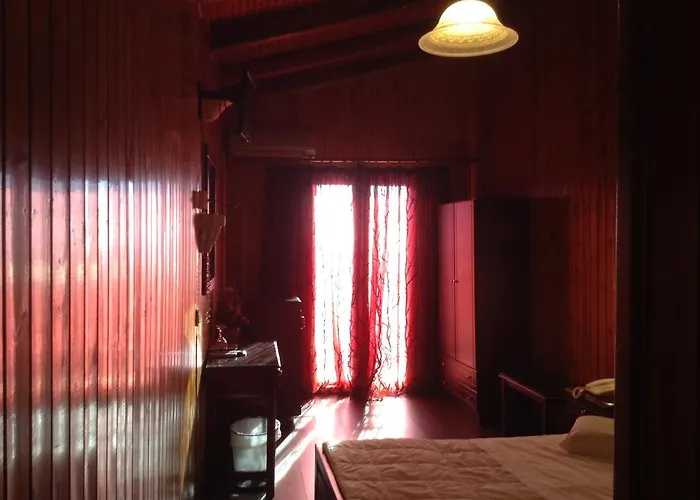 Hotel Lefas