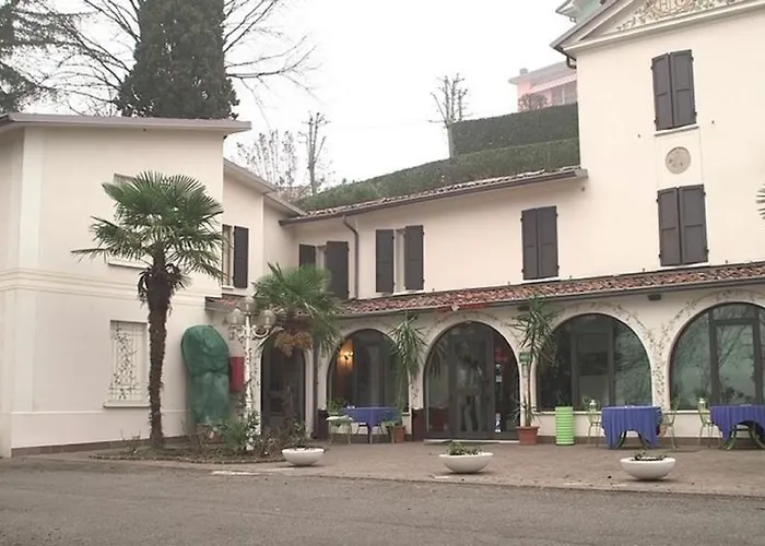 Hotel Ristorante La Grotta