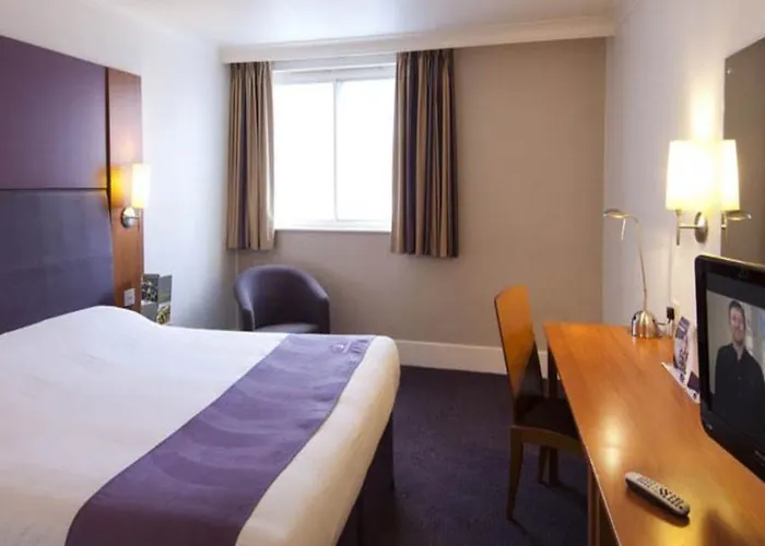 Premier Inn Christchurch West