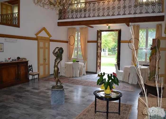 Villa Carrer