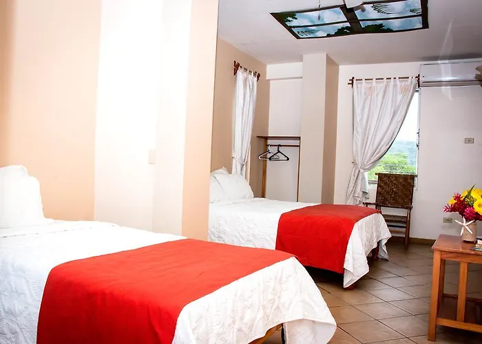 Hotel Maya Vista