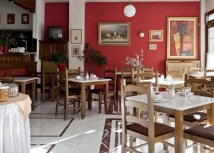 Kouros Hotel