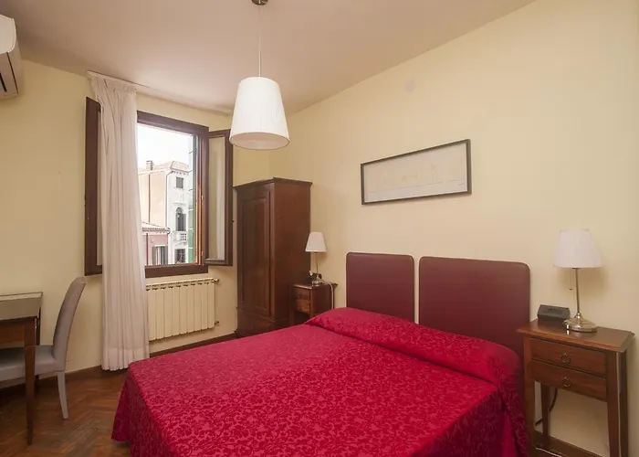 Hotel Dalla Mora