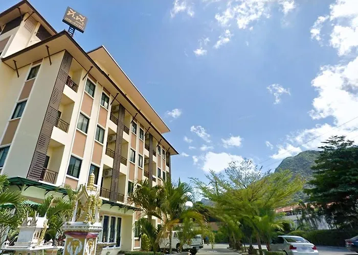 T.P. Place Hotel