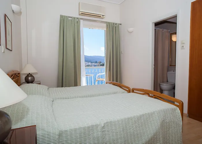 Hotel Saron