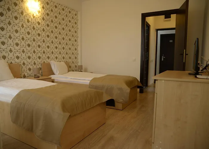 Hotel Story
