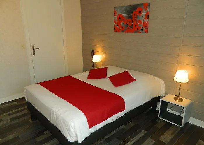 Logis Hostellerie du Neez Le Clos Gourmand