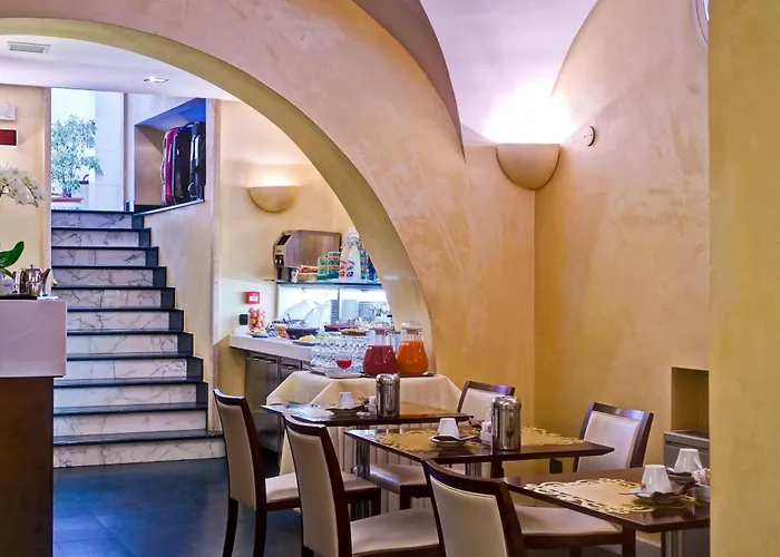 Crosti Hotel