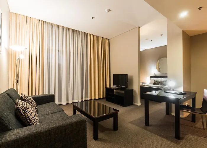 Clarendon Hotel