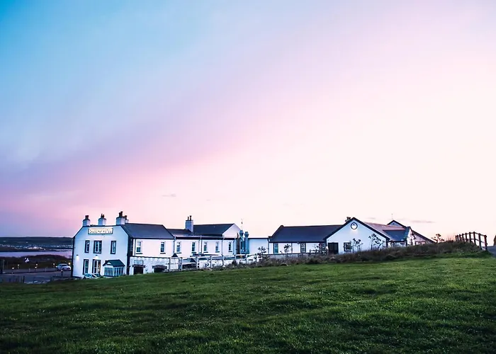 Causeway Hotel