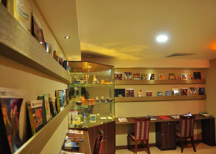 Al Bahjah Hotel
