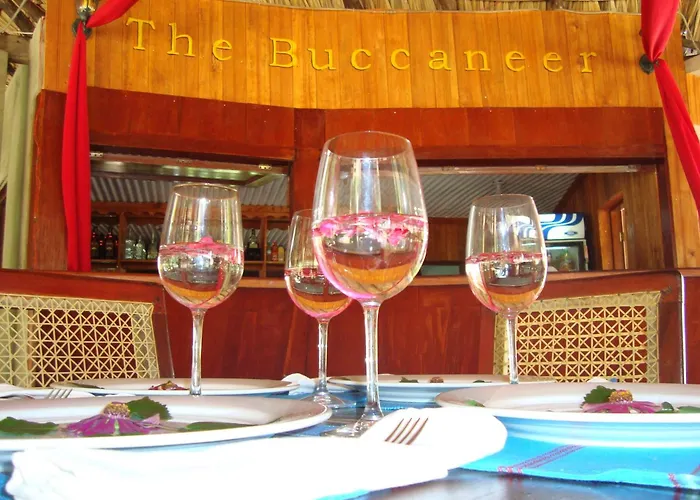 Paraiso Beach Hotel