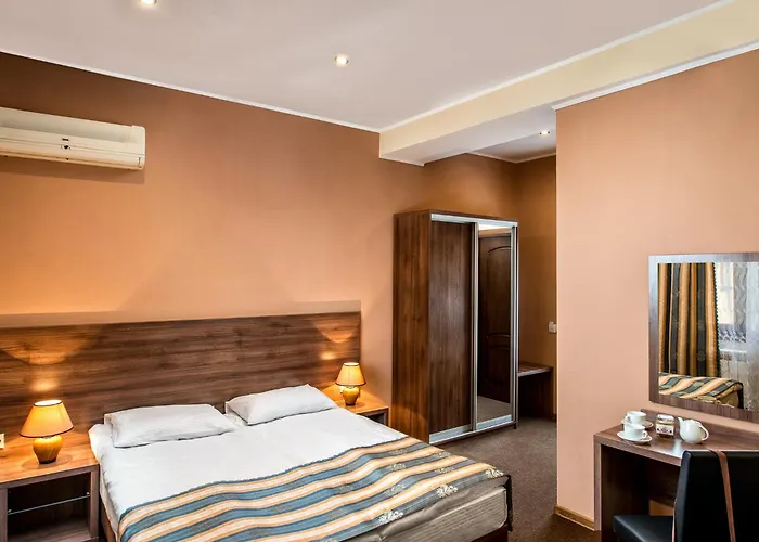 Lviv Central Jam Hotel