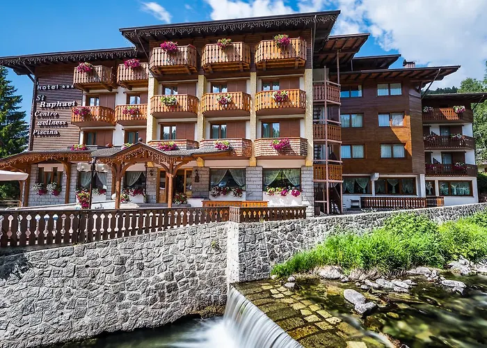 Hotel St. Raphael