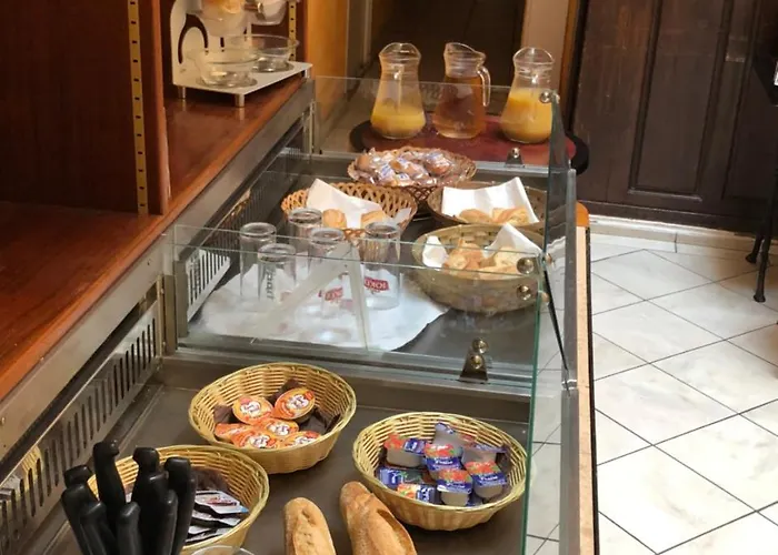 Hotel Les Arceaux