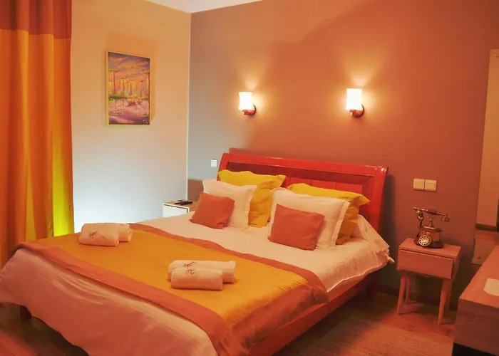 Anouk Hotel