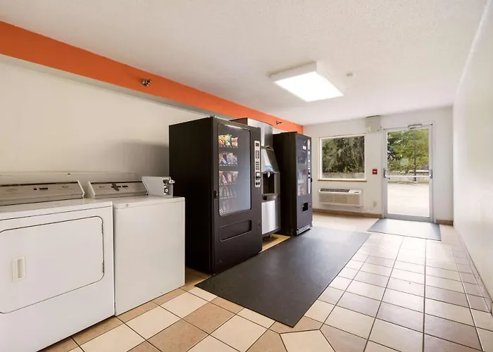 Motel 6-Davenport, Ia