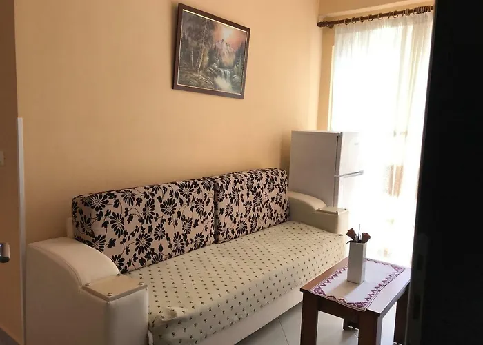 Hotel Erioni