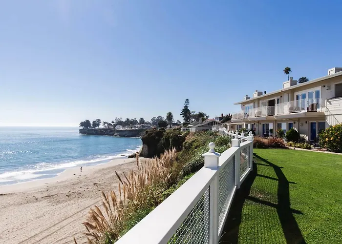 Sea & Sand Inn