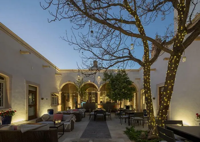 Central Hotel Boutique